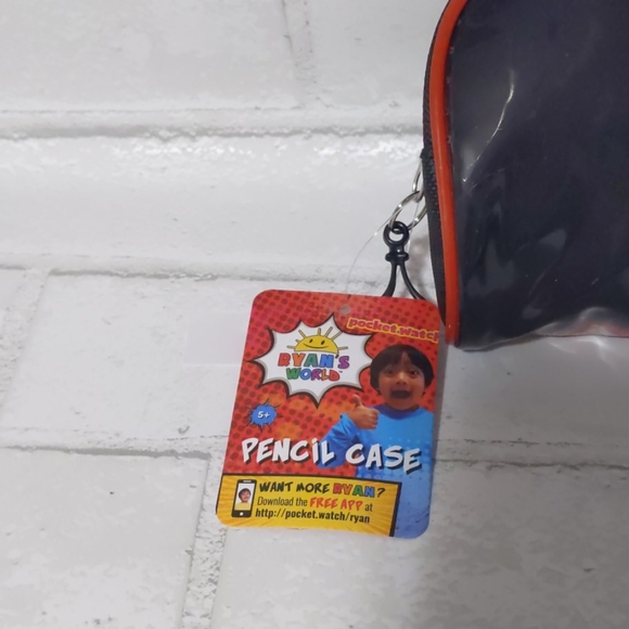 Ryan's World pencil case NWT - Picture 4 of 6